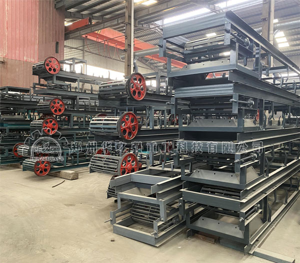 皮帶輸送機(jī).jpg 皮帶輸送機(jī).jpg