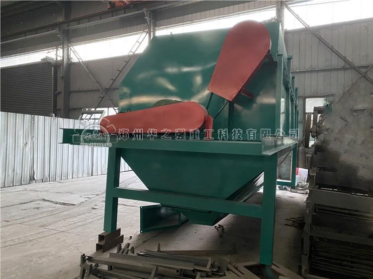 有機(jī)肥設(shè)備廠家?guī)私怆u糞有機(jī)肥的施用方法